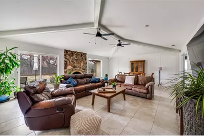 206 Edgewood Drive, Highland Village, TX 75077 - Photo 5