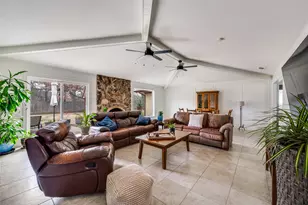 206 Edgewood Dr, Highland Village, TX 75077 - Photo 5