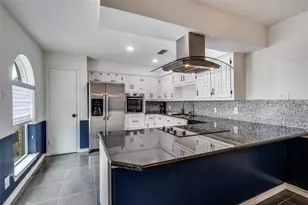 206 Edgewood Dr, Highland Village, TX 75077 - Photo 9