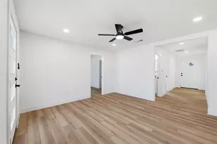 1410 Tanglewood Ln, Garland, TX 75042 - Photo 5