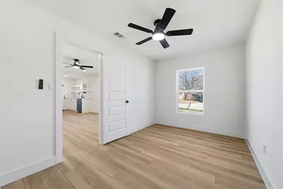 1410 Tanglewood Lane, Garland, TX 75042 - Photo 11