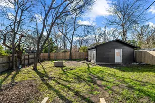 1410 Tanglewood Ln, Garland, TX 75042 - Photo 27