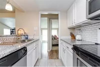 12802 Midway Road #2003, Dallas, TX 75244 - Photo 3