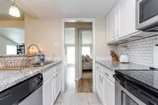 12802 Midway Rd, Dallas, TX 75244 - Photo 3