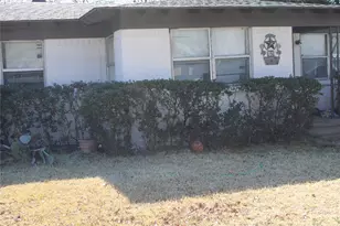 1620 Hillcrest St, Mesquite, TX 75149 - Photo 3