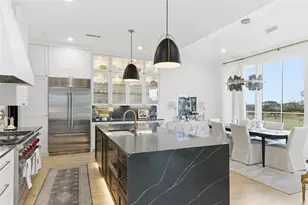 320 O Connor Ridge Blvd, Irving, TX 75038 - Photo 9