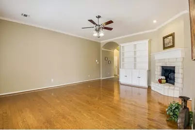 5201 La Bandera Trail, Benbrook, TX 76126 - Photo 7