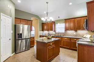 5201 La Bandera Tr, Benbrook, TX 76126 - Photo 9