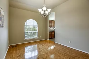 5201 La Bandera Tr, Benbrook, TX 76126 - Photo 7