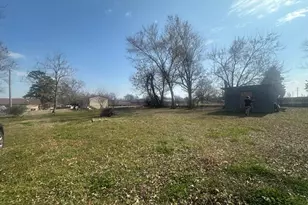 205 W Rutherford St, Mount Vernon, TX 75457 - Photo 13