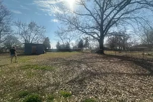 205 W Rutherford St, Mount Vernon, TX 75457 - Photo 11