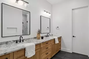 5104 Vandelia St, Dallas, TX 75235 - Photo 23