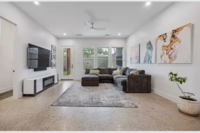 5104 Vandelia Street, Dallas, TX 75235 - Photo 11