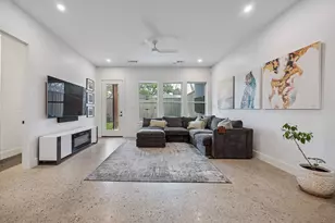 5104 Vandelia St, Dallas, TX 75235 - Photo 11