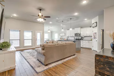 210 Harp Avenue, Godley, TX 76044 - Photo 5