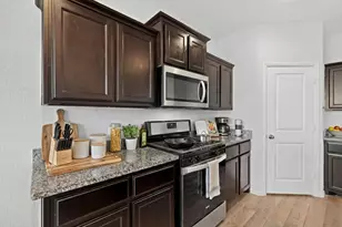 8425 Wildwest Dr, Fort Worth, TX 76131 - Photo 9