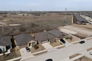 8425 Wildwest Dr, Fort Worth, TX 76131 - Photo 25