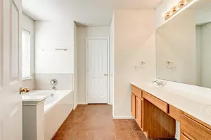 4500 Shady Hollow Dr, Fort Worth, TX 76123 - Photo 11