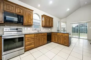 3229 Hornbeam St, Denton, TX 76226 - Photo 13