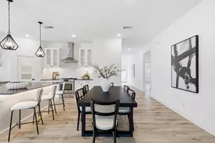 901 Elsbeth St, Dallas, TX 75208 - Photo 9