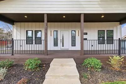 901 Elsbeth Street, Dallas, TX 75208 - Photo 3
