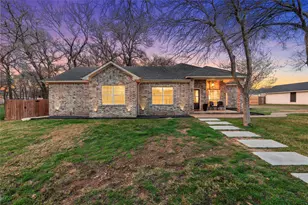 117 Lost Oaks Dr, Waco, TX 76705 - Photo 3
