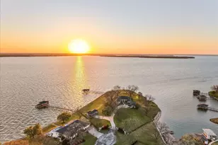 417 Pecan Point Dr, Kerens, TX 75144 - Photo 3