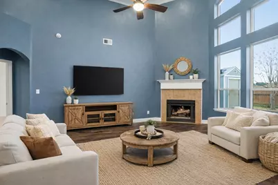 508 Lakeview Circle, Burleson, TX 76028 - Photo 13