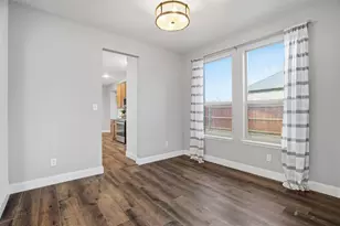 508 Lakeview Cir, Burleson, TX 76028 - Photo 5