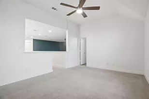 508 Lakeview Cir, Burleson, TX 76028 - Photo 27