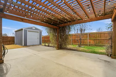 508 Lakeview Circle, Burleson, TX 76028 - Photo 33