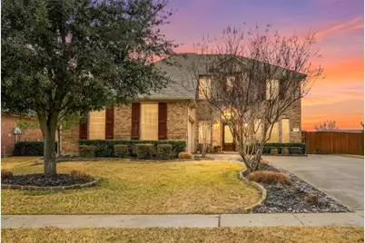 508 Lakeview Circle, Burleson, TX 76028 - Photo 1
