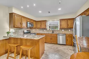 2521 Canterbury Ct, Carrollton, TX 75006 - Photo 13