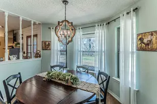 18007 Saddlehorn Ln, Mansfield, TX 76063 - Photo 9