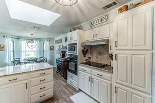 18007 Saddlehorn Ln, Mansfield, TX 76063 - Photo 7