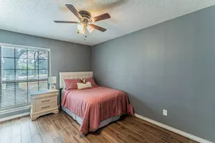 18007 Saddlehorn Ln, Mansfield, TX 76063 - Photo 17