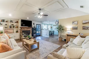 18007 Saddlehorn Ln, Mansfield, TX 76063 - Photo 5