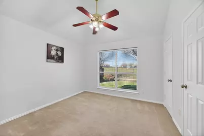 105 Canterbury Drive, Saginaw, TX 76179 - Photo 31