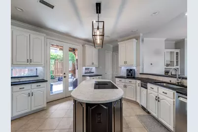 5909 Fossil Ridge Drive, Plano, TX 75093 - Photo 13