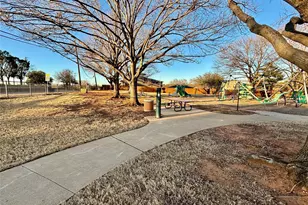 1705 Chris Craft Dr, Grapevine, TX 76051 - Photo 15