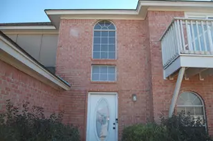 5608 Fairway Cir, Haltom City, TX 76117 - Photo 3