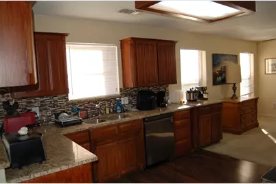 5608 Fairway Circle, Haltom City, TX 76117 - Photo 15