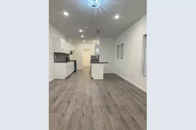 1904 Sayle Street, Greenville, TX 75401 - Photo 11