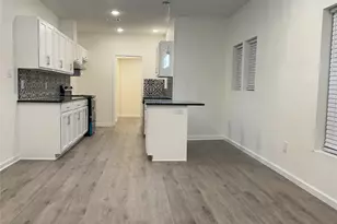 1904 Sayle St, Greenville, TX 75401 - Photo 11