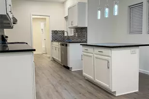 1904 Sayle St, Greenville, TX 75401 - Photo 9