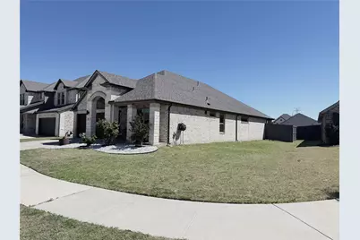 6718 Goldenrain Drive, Venus, TX 76084 - Photo 3