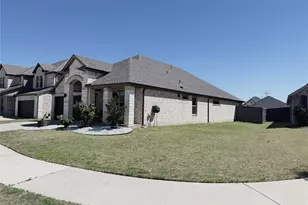 6718 Goldenrain Dr, Venus, TX 76084 - Photo 3