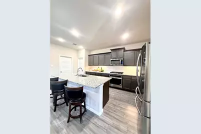 6718 Goldenrain Drive, Venus, TX 76084 - Photo 5