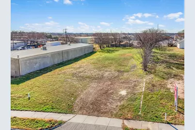 4320 Glenview Drive, Haltom City, TX 76117 - Photo 5