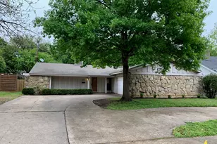 913 W Northgate Dr, Irving, TX 75062 - Photo 1